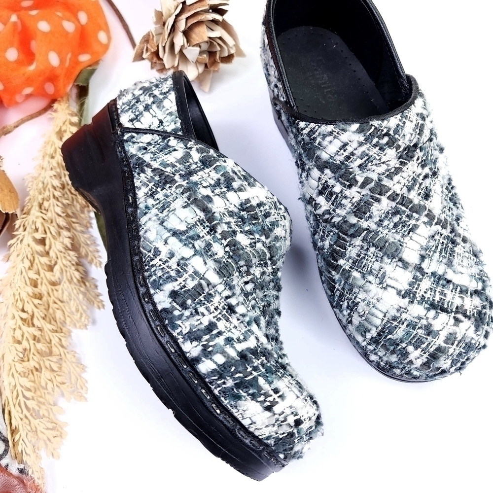 🧡 Sanita Grey White Knitted Nursing Clogs Sz 38